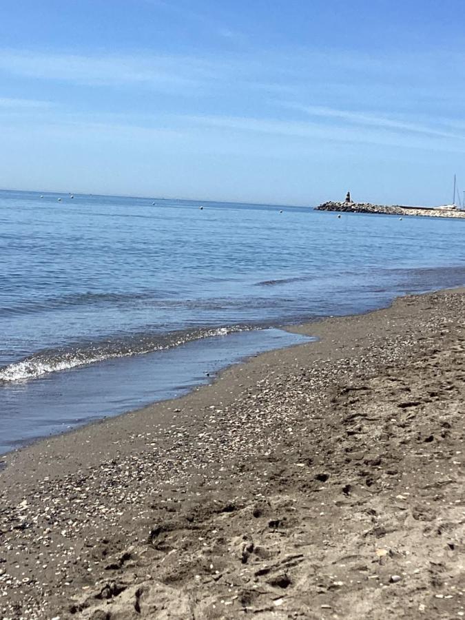 Appartement Apartamento Jazmin Playamar 1ª Linea De Playa à Torremolinos Extérieur photo